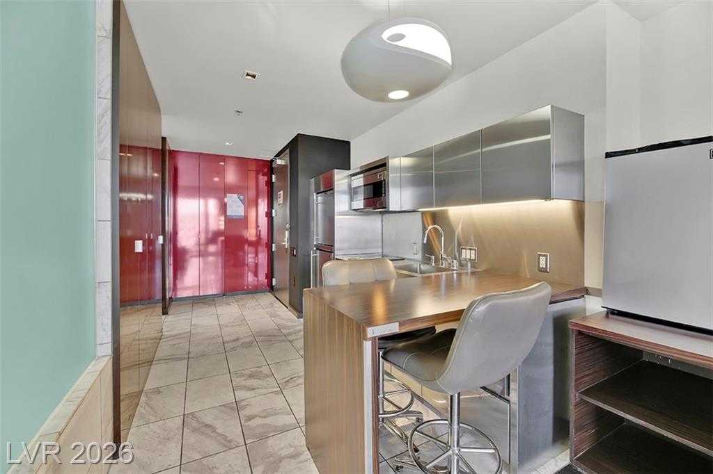 4381 Flamingo Road APT 3519 Las Vegas Nevada United States, for Sale, residential,  , Realty 220