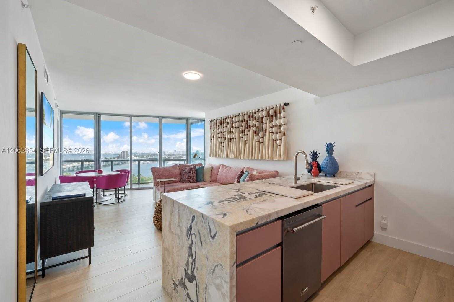 888 Biscayne Blvd  APT 2009 Miami Florida United States, for Sale, residential,  , INCOM OFFICE EXAMPLE