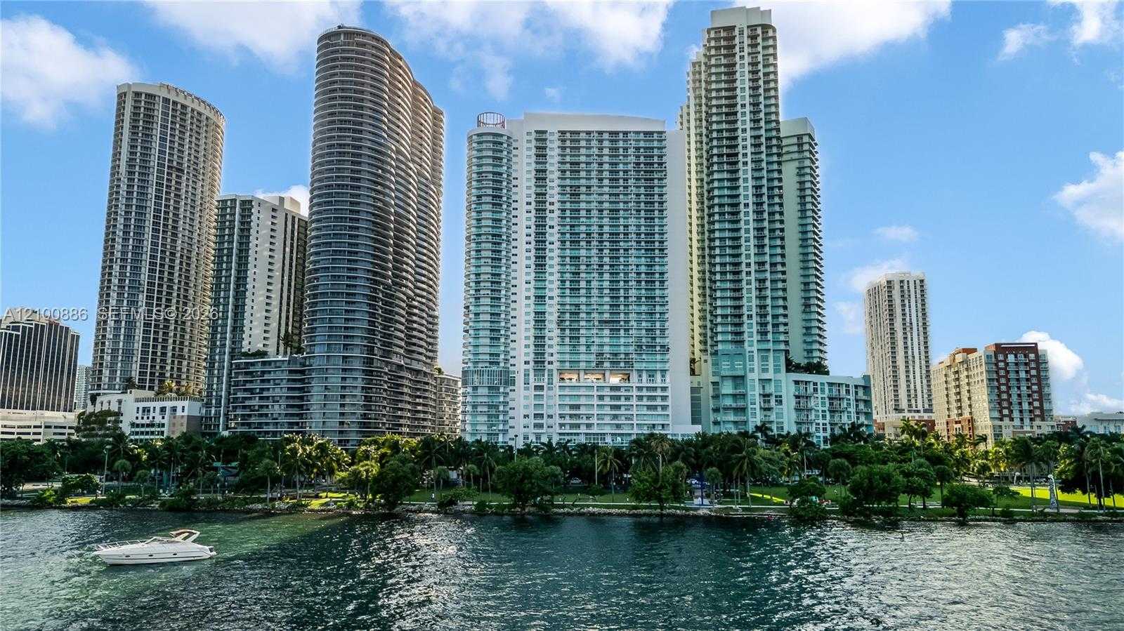 1800 N Bayshore Dr  APT 4006 Miami Florida United States, for Sale, residential,  , INCOM OFFICE EXAMPLE