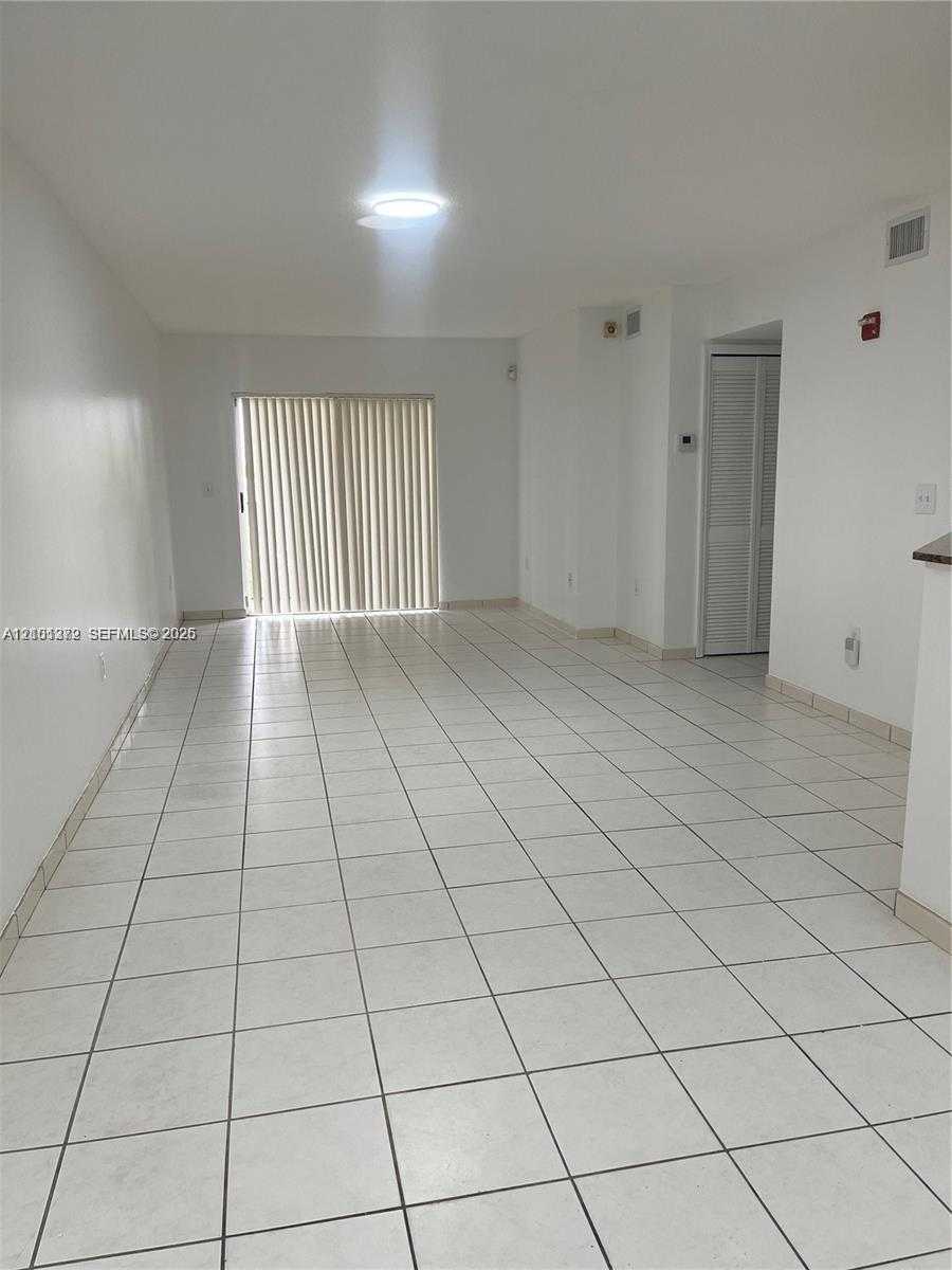 4681 NW 9th St  APT 107 Miami Florida United States, for Sale, residential,  , INCOM OFFICE EXAMPLE