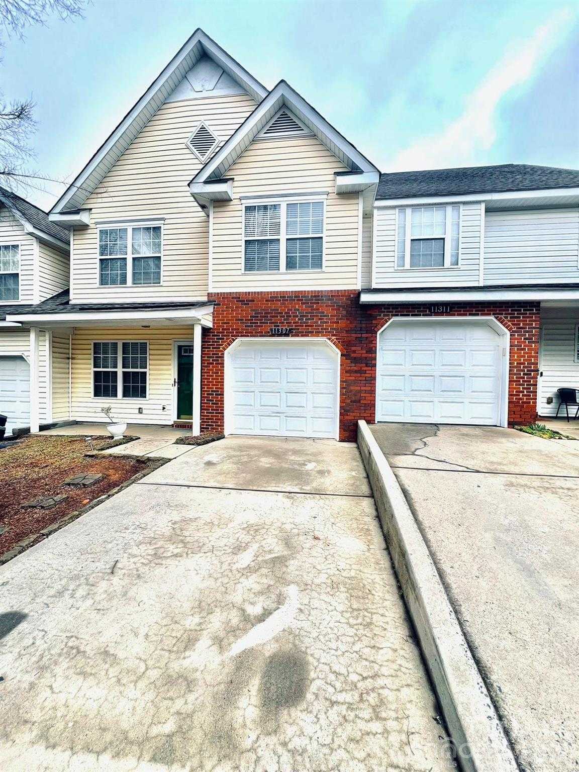 11307 Stone Trail Road Charlotte North Carolina United States, for Rent, residential, Kristen Haynes, New Home Buyers Brokers / Realty Pros