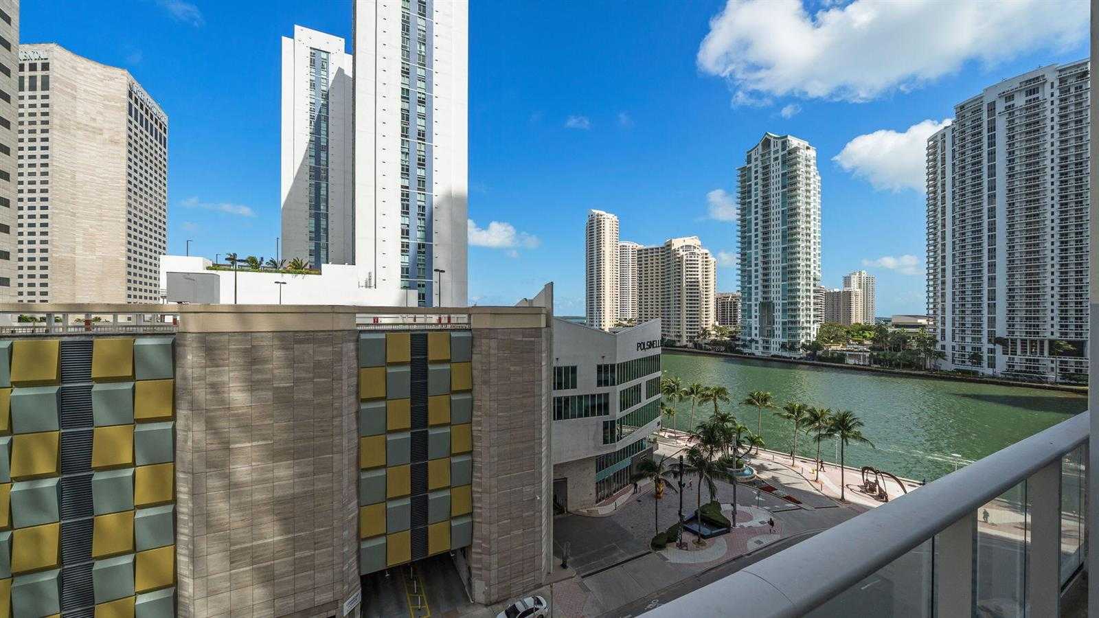 300 S BISCAYNE Boulevard APT L-832 Miami Florida United States, for Rent, residential, Sandra Benkahla, The 305 Agency