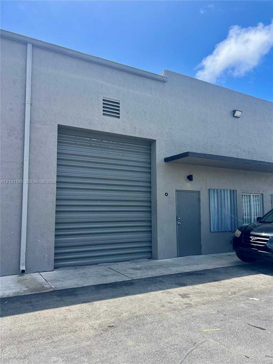 16215 SW 117th Ave  APT 4 Miami Florida United States, for Lease, commercial, Sandra Benkahla, The 305 Agency