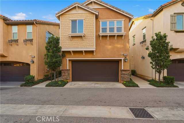 12845 W Hemingway San Fernando California United States, for Sale, residential, Luis Rios , Fathom Realty