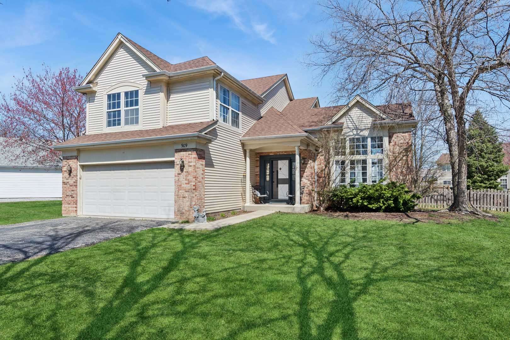 909 Brompton Circle Bolingbrook Illinois United States, for Sale, residential,  , Alpha 7 Realty