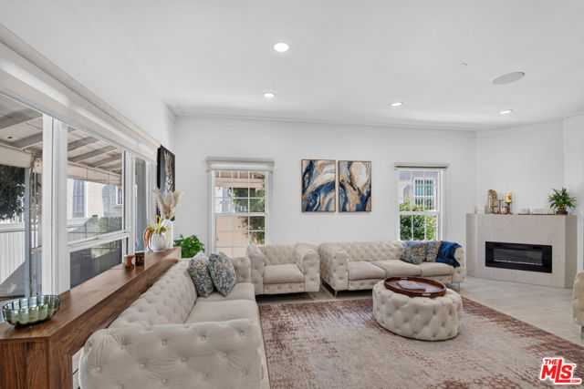 8810 Cadillac Avenue Los Angeles California United States, for Rent, residential,  , Castle Rock Realty