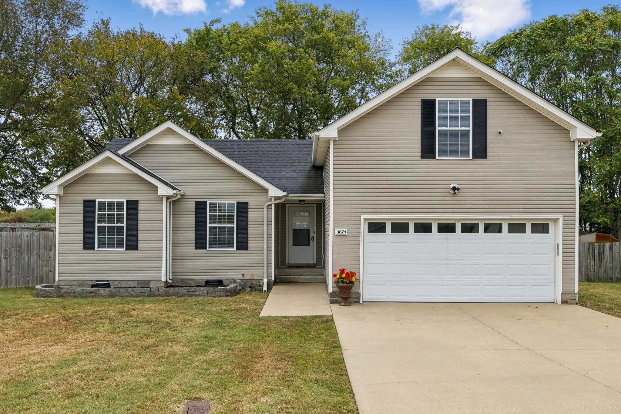 3871 Mackenzie Dr Clarksville Tennessee United States, for Sale, residential, Rebekah  Sprabary, Sweet Home Realty & Property Management