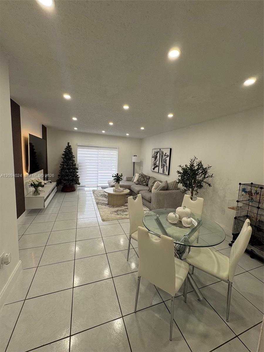 11309 SW 200th St  APT 104-C Miami Florida United States, for Rent, residential, NADIESKA  ULLOA , New Dreams Realty