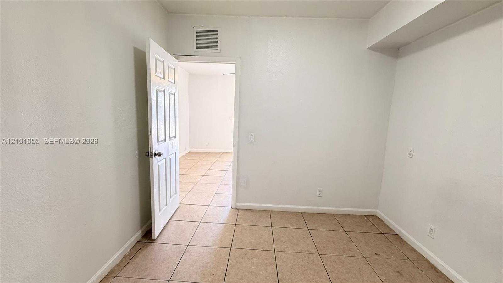 640 SW 9th Court  APT 02 Pompano Beach Florida United States, for Rent, residential,  , D'Lux Real Estate Services, LLC