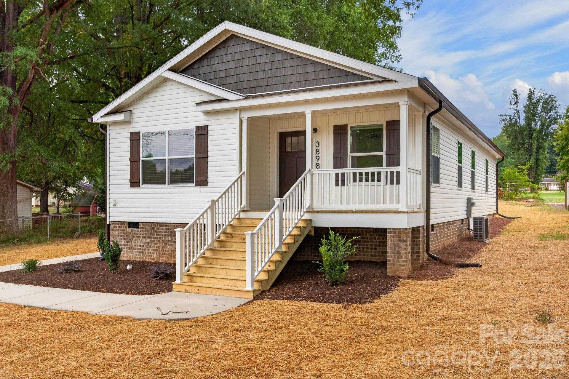 3898 Yarbrough Avenue Winston Salem North Carolina United States, for Sale, residential,  , The Headley Group Realty