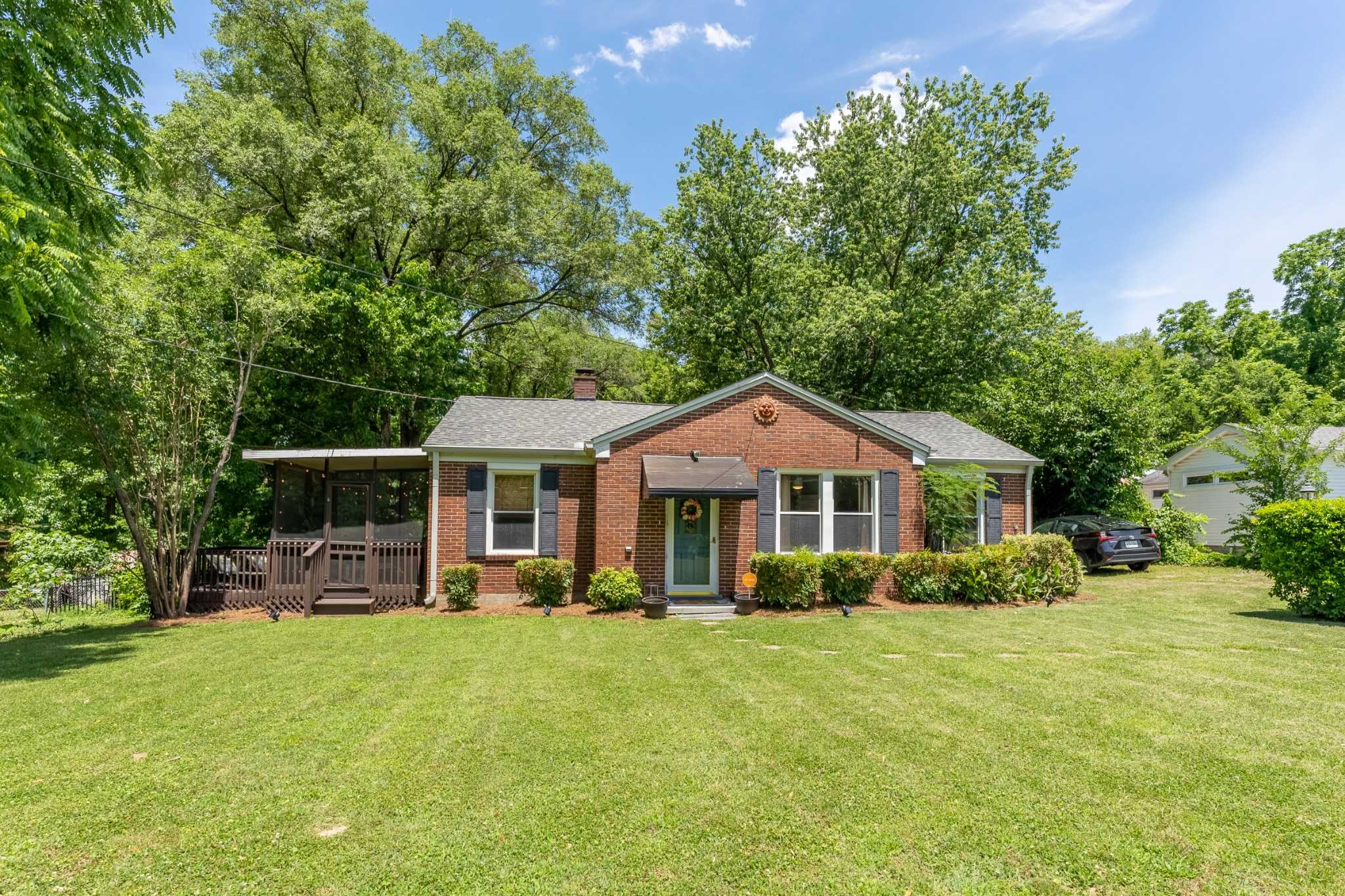733 Greymont Dr Nashville Tennessee United States, for Sale, residential, Adam Hanes, LPT Realty