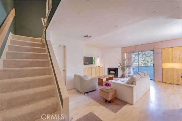 8516 Cadillac Avenue APT 8 Los Angeles California United States, for Sale, residential,  , InCom Real Estate - New Office