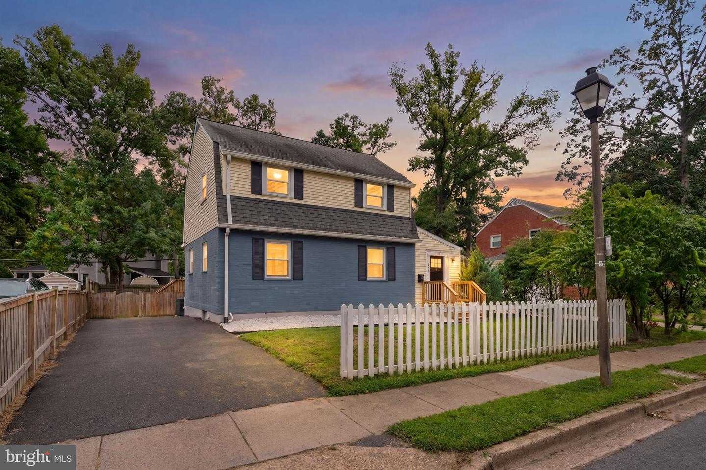 4758 ARLINGTON BOULEVARD Arlington Virginia United States, Sold, residential, Zandra Jamison, Samson Properties