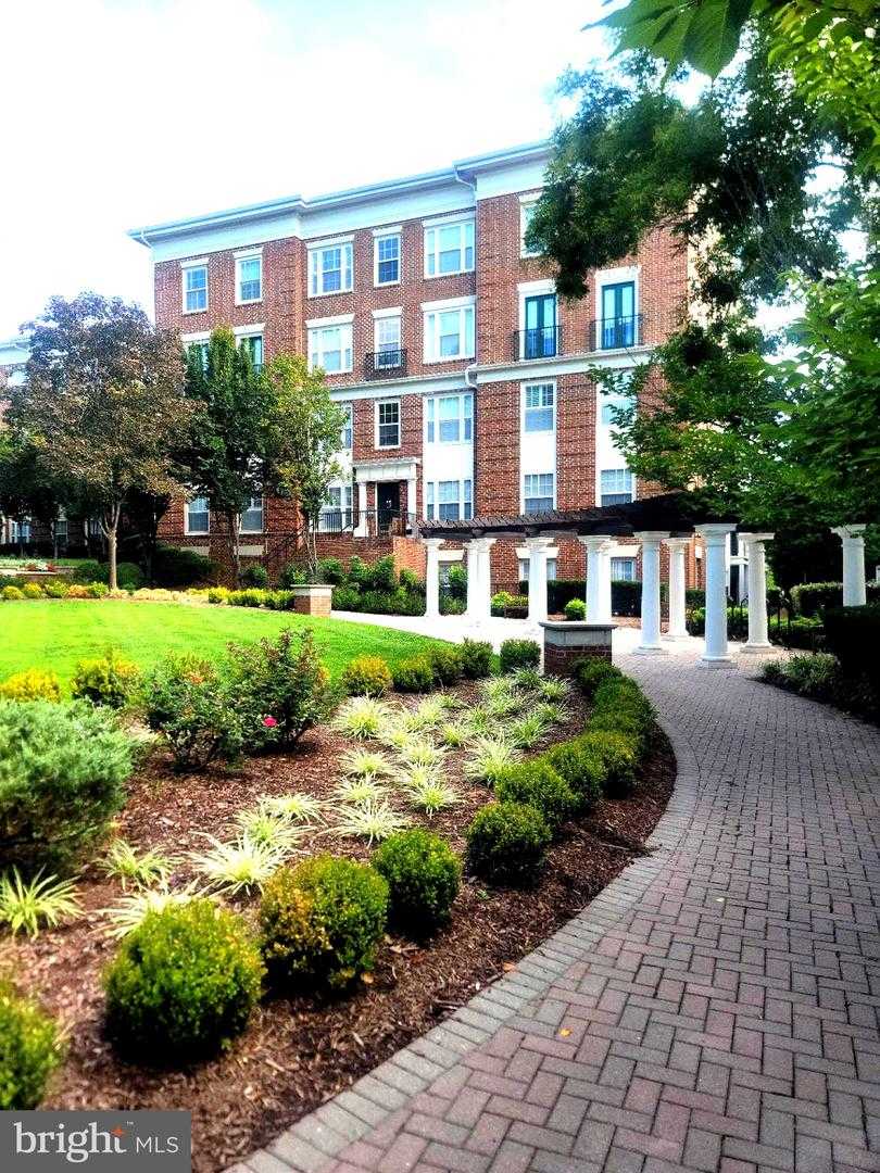 31 BOOTH STREET APT 453 Gaithersburg Maryland United States, for Sale, residential, Bruno Tarquinii, Fairfax Realty Premier