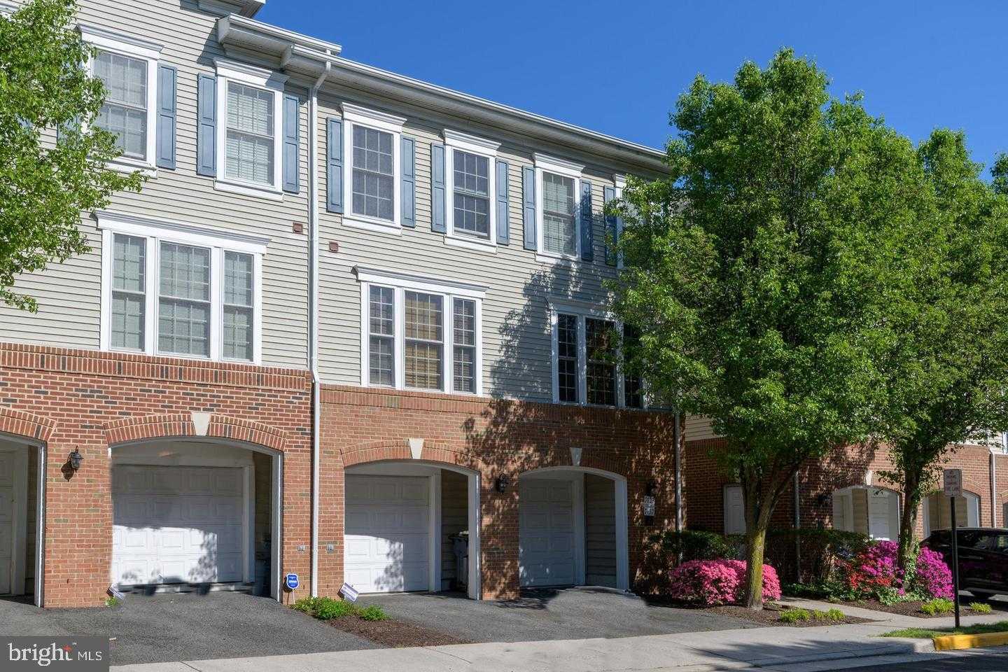 7131 HUNTLEY CREEK PLACE APT 53 Alexandria Virginia United States, for Rent, residential,  , The Holly Group