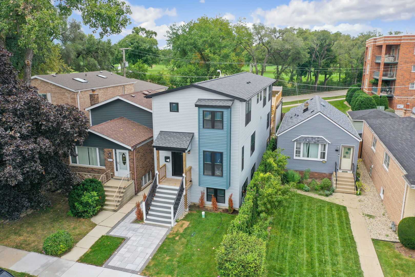 6672 W Montrose Avenue Harwood Heights Illinois United States, for Sale, residential,  , InCom Real Estate - New Demo Office