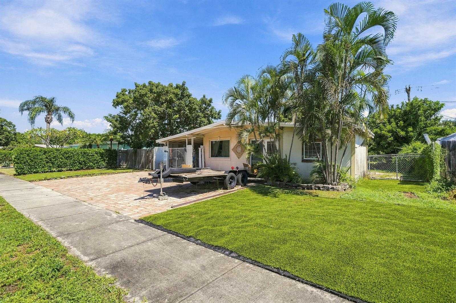 4320 NE 18TH Avenue Pompano Beach Florida United States, for Sale, residential,  , D'Lux Real Estate Services, LLC