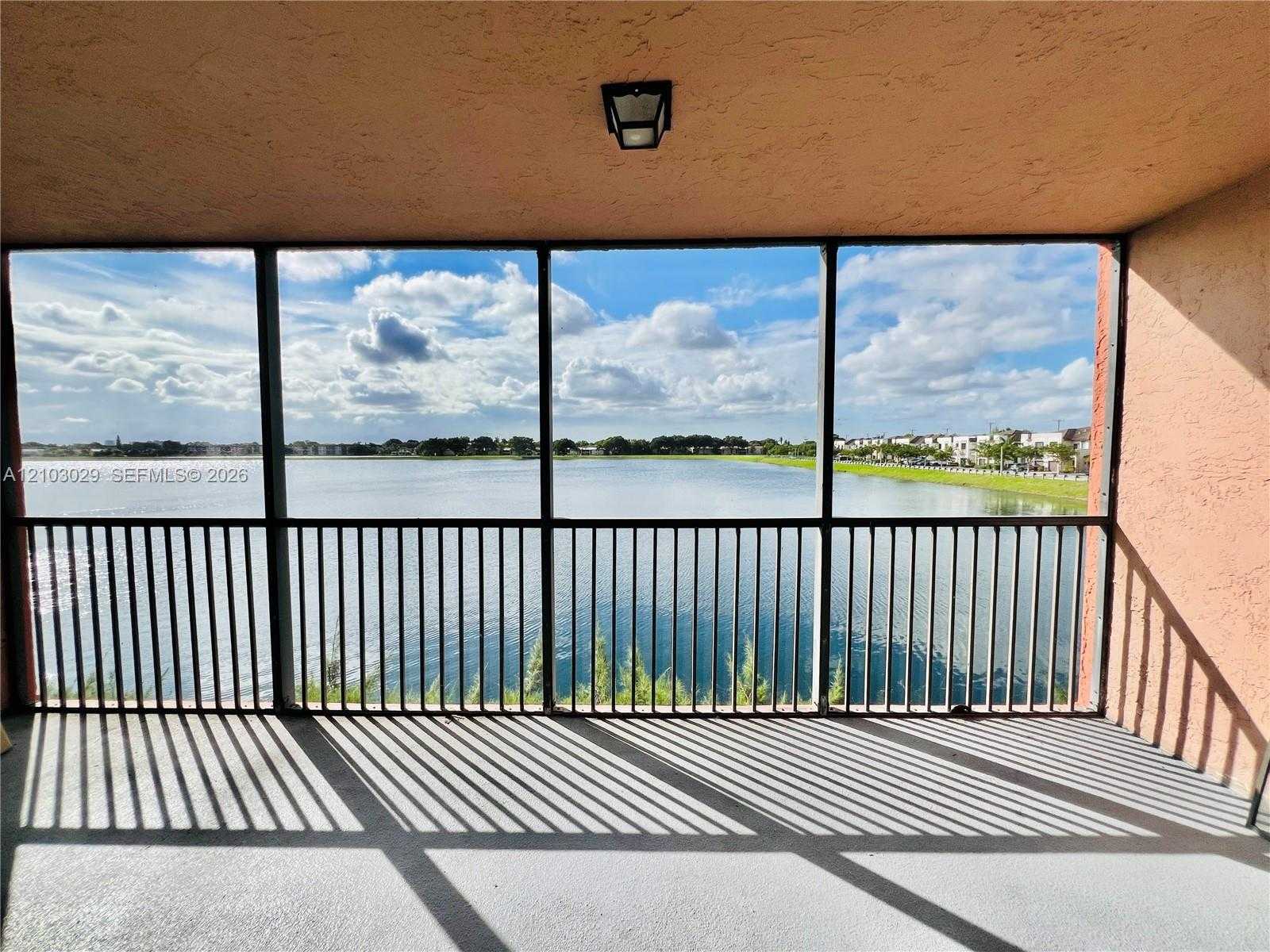 20860 San Simeon Way  APT 205-6 Miami Florida United States, for Sale, residential,  , INCOM OFFICE EXAMPLE