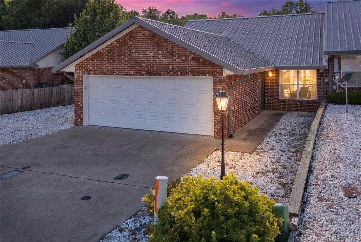 2101 Sandstone Dr. Longview Texas United States, for Sale, residential,  , Drake Chapman Real Estate, Brokerage