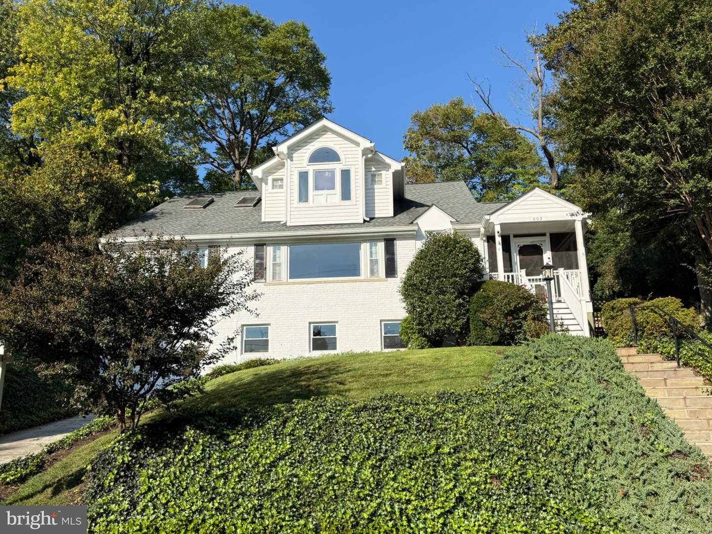 802 PARKWAY TERRACE Alexandria Virginia United States, for Sale, residential,  , The Holly Group