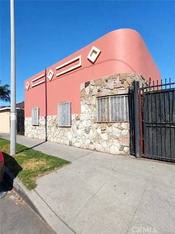 8706 Avalon Los Angeles California United States, for Sale, residential,  , InCom Real Estate - New Office