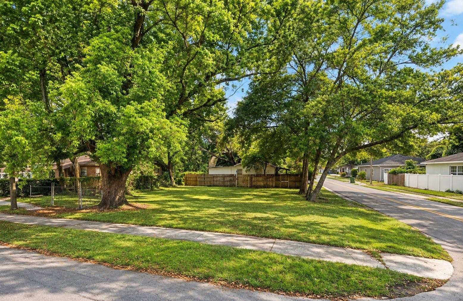 8118 N 14TH STREET Tampa Florida United States, for Sale, commercial, Sunny Sidhu, RE/MAX Premier Group