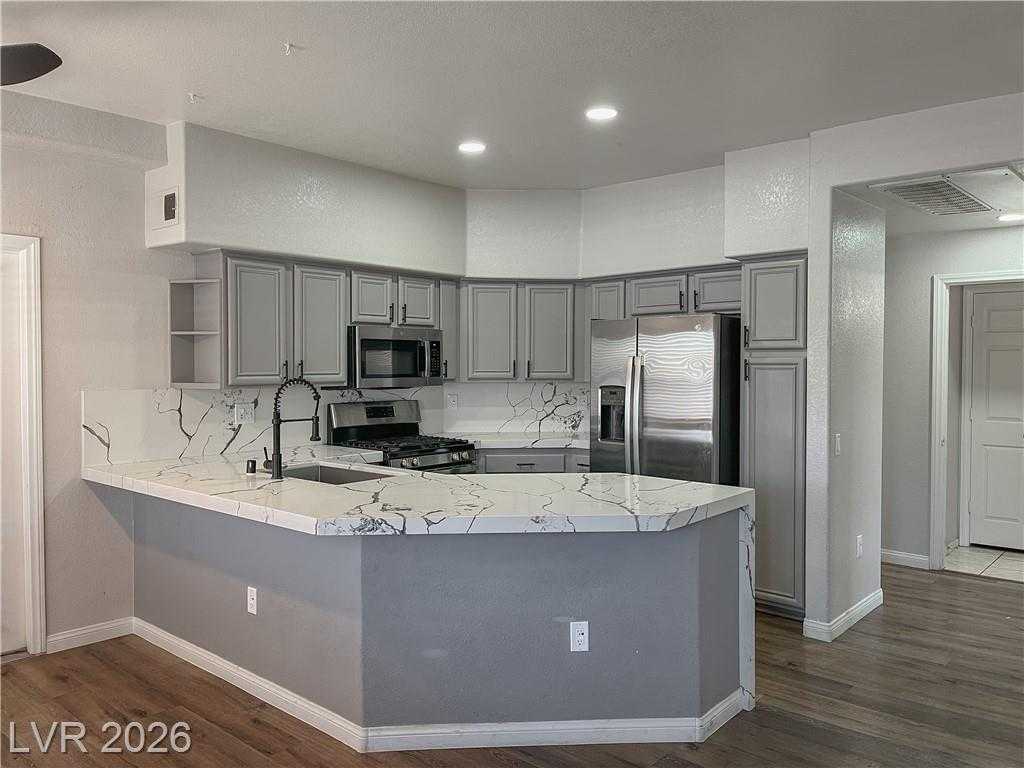 5225 Reno Avenue APT 126 Las Vegas Nevada United States, for Rent, residential,  , Realty 220