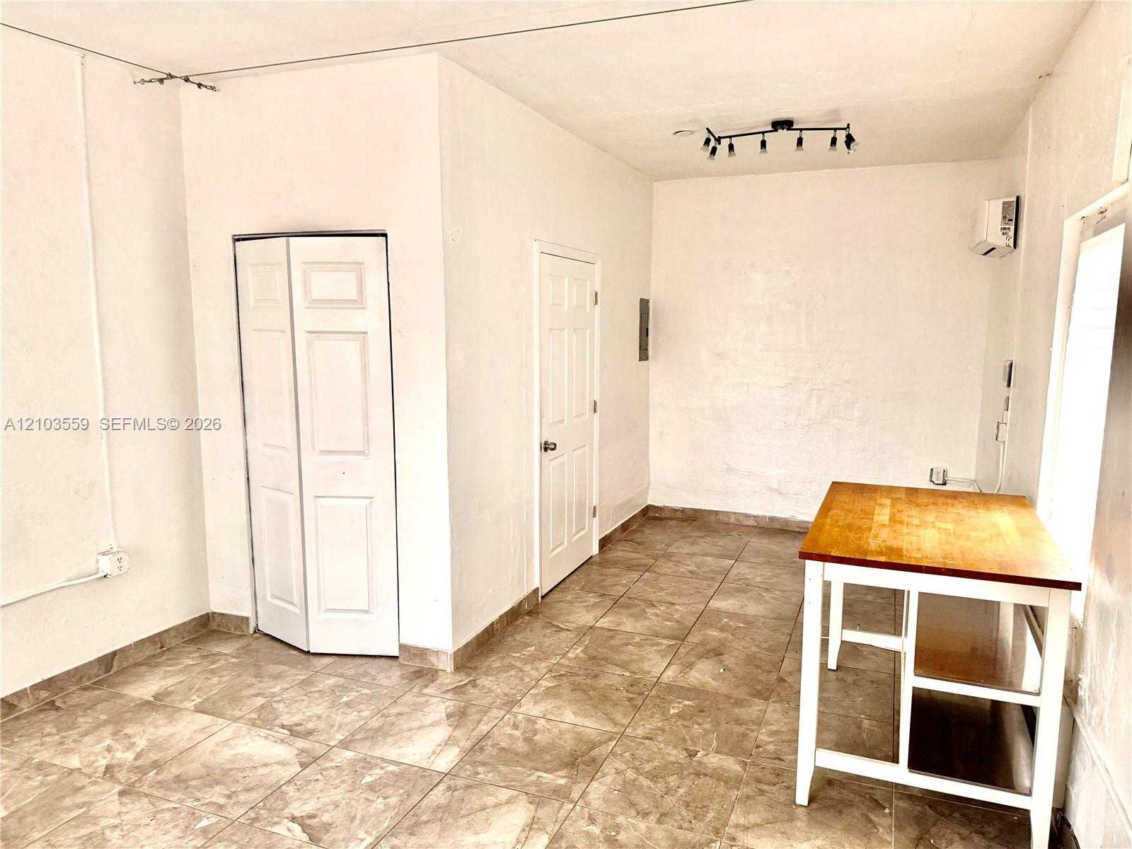 1257 NW 29th St Miami Florida United States, for Lease, commercial, Sandra Benkahla, The 305 Agency