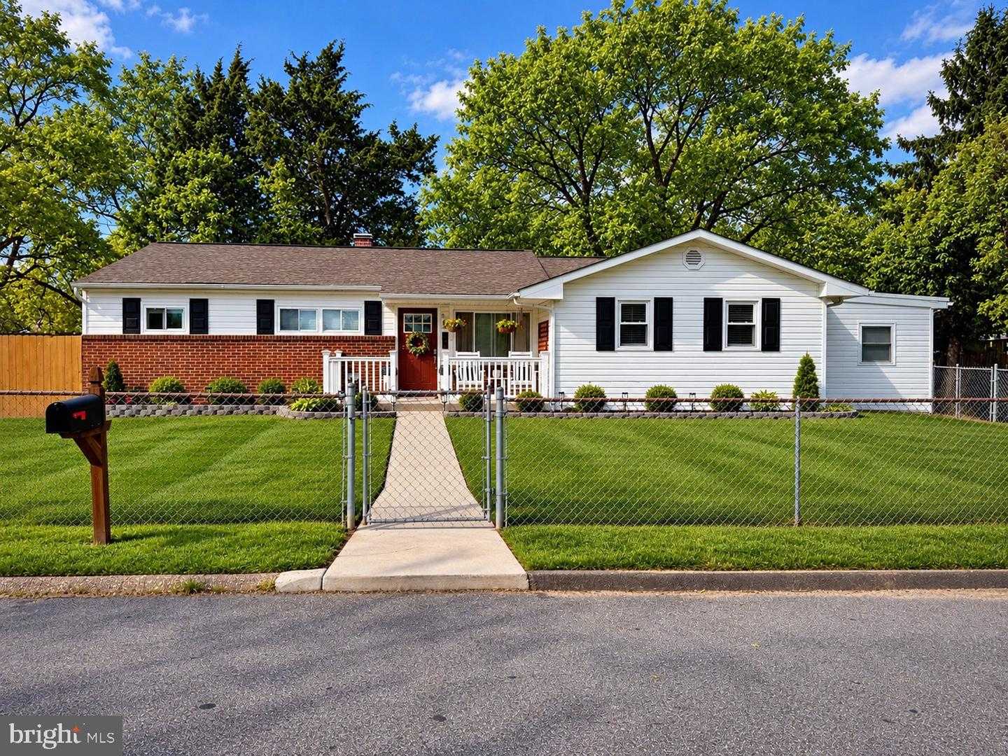 200 FERNGLEN AVENUE Glen Burnie Maryland United States, for Sale, residential, Litra  Simms, Simms and Associates
