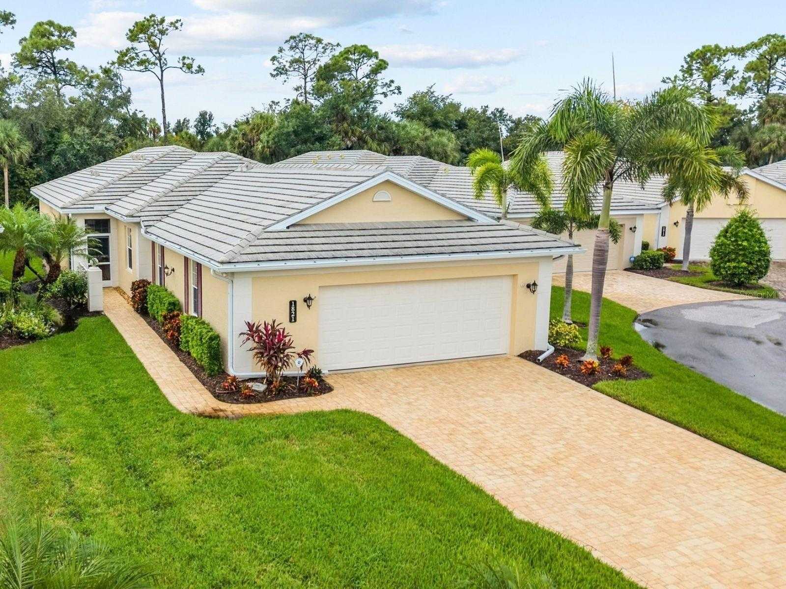 1821 LANCASHIRE DRIVE Venice Florida United States, for Sale, residential,  , The Mount Dora Group 