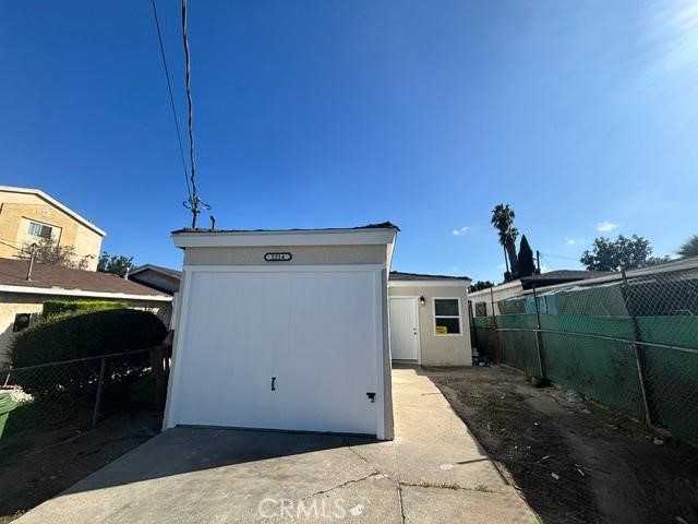 2214 E 111th Los Angeles California United States, for Sale, residential,  , InCom Real Estate - New Office