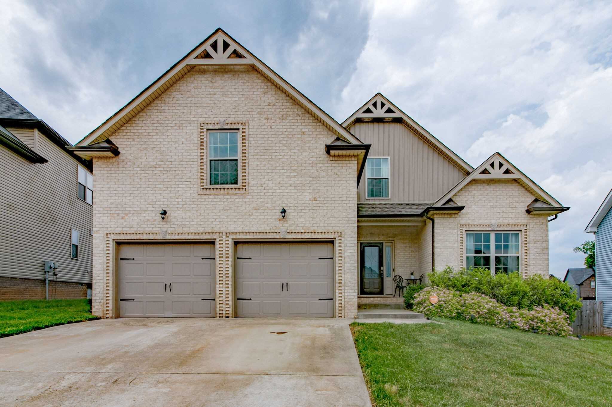1126 Hilliard Ln Clarksville Tennessee United States, for Rent, residential, Rebekah  Sprabary, Sweet Home Realty & Property Management