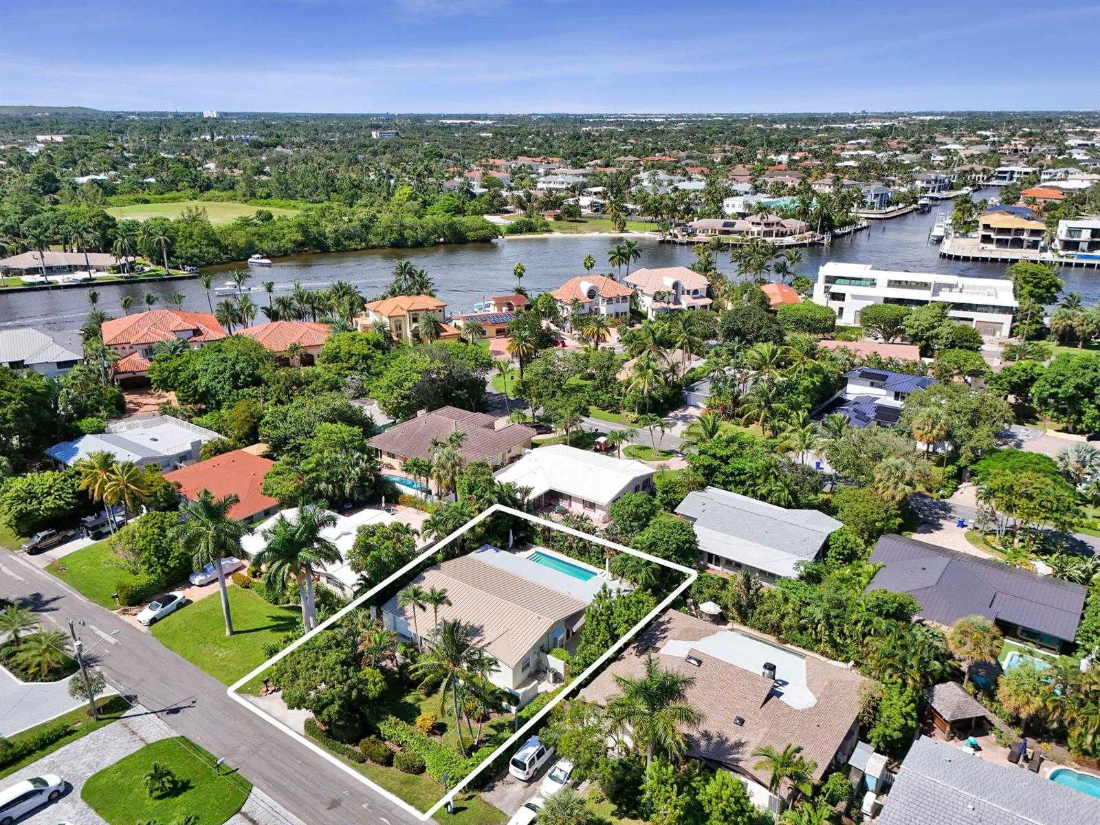 3207 DOVER Road Pompano Beach Florida United States, for Sale, residential,  , D'Lux Real Estate Services, LLC