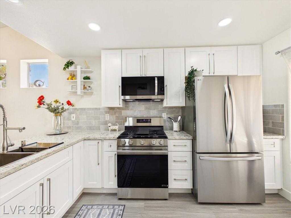 2833 Breakers Creek Drive Las Vegas Nevada United States, for Rent, residential,  , Realty 220