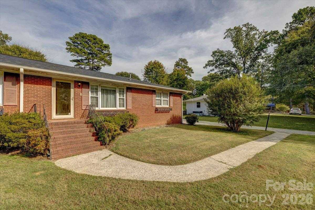 6324 Elmwood Circle APT 14 Charlotte North Carolina United States, for Sale, residential, William (Will) Owens , South Charlotte Properties