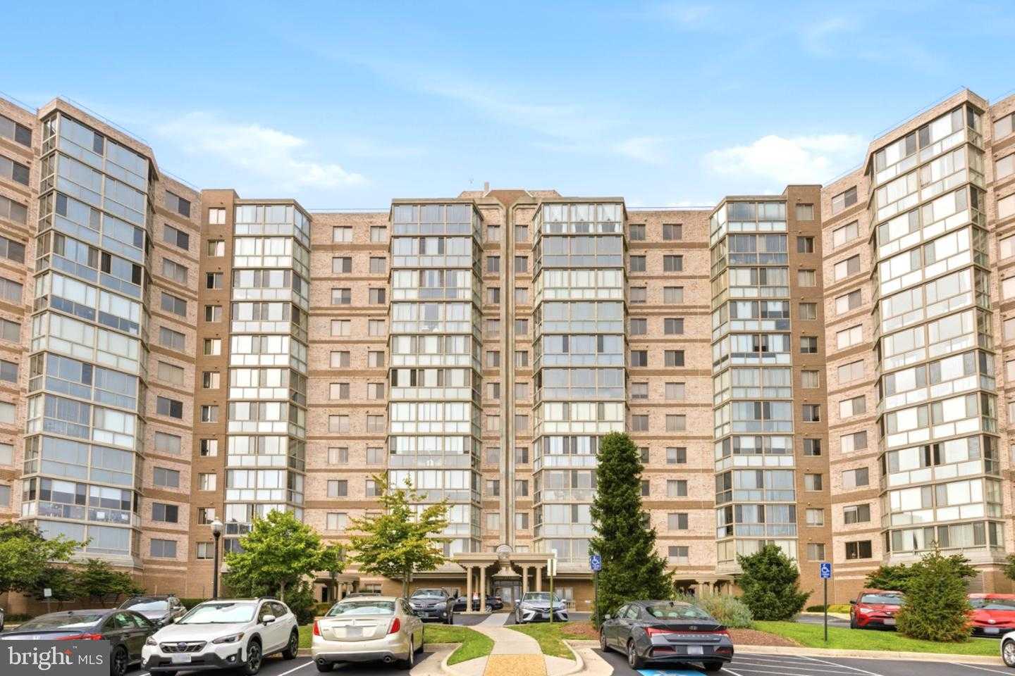 19365 CYPRESS RIDGE TERRACE APT 720 Leesburg Virginia United States, for Rent, residential, Bruno Tarquinii, Fairfax Realty Premier