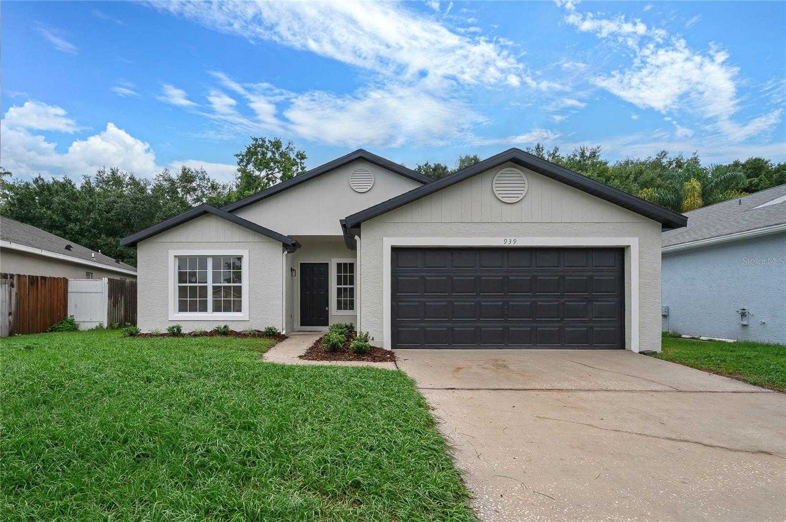 939 PONDEROSA PINE COURT Orlando Florida United States, for Sale, residential,  , Success Home Sales