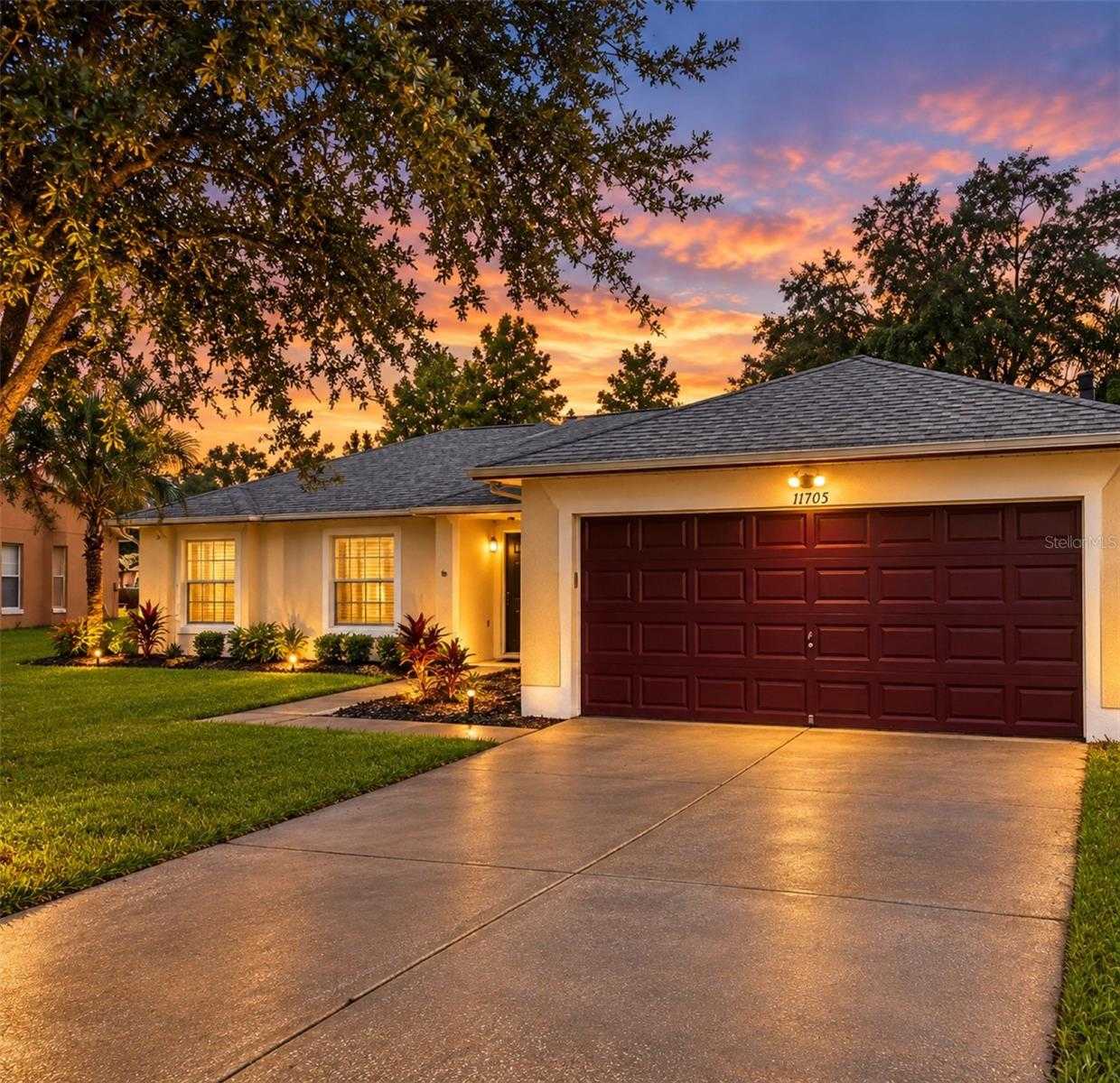 11705 CHAPELLE COURT Clermont Florida United States, for Sale, residential, Zaira Mejia, Spaces & Styles Group