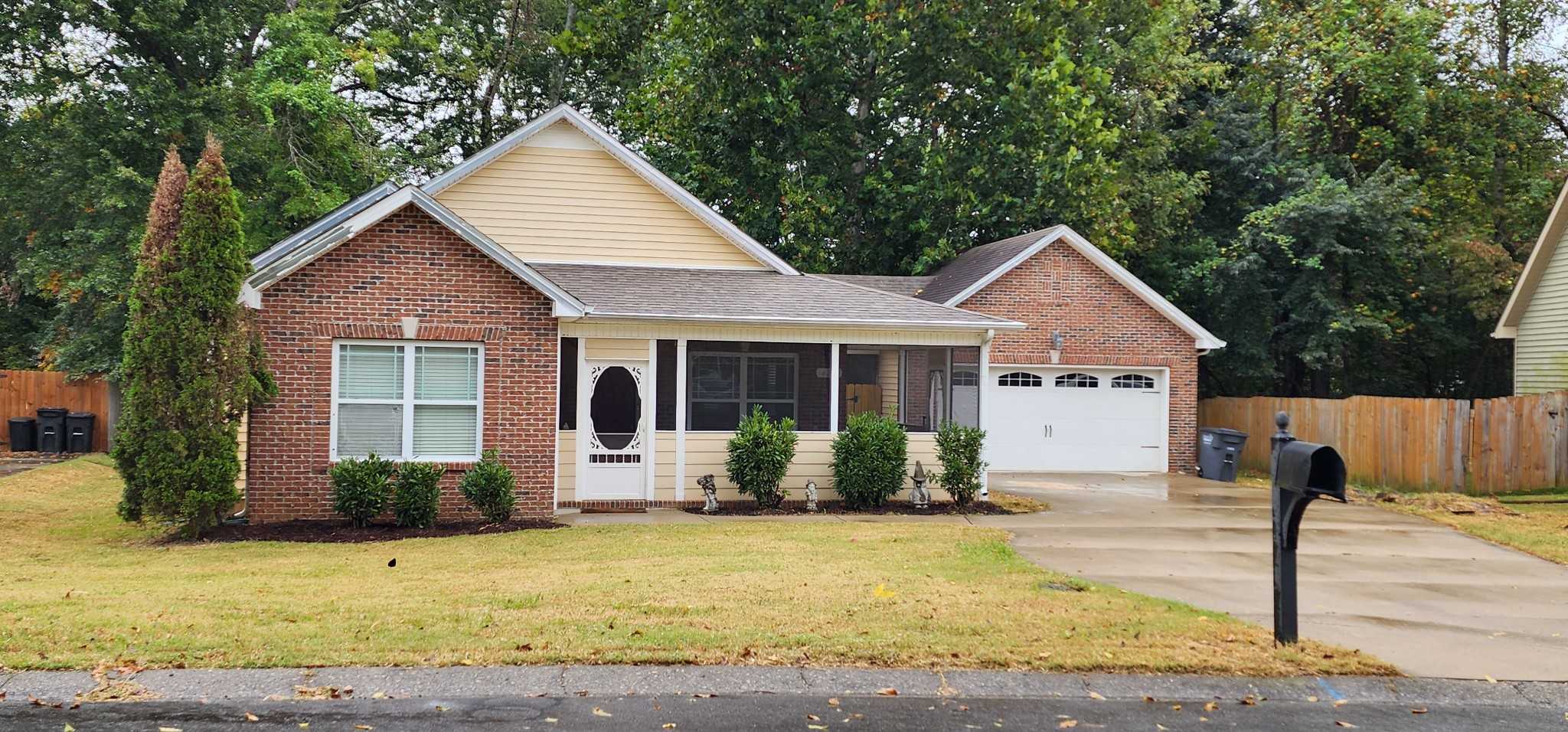 423 Lillie Belle Lane Clarksville Tennessee United States, for Sale, residential, Adam Hanes, LPT Realty
