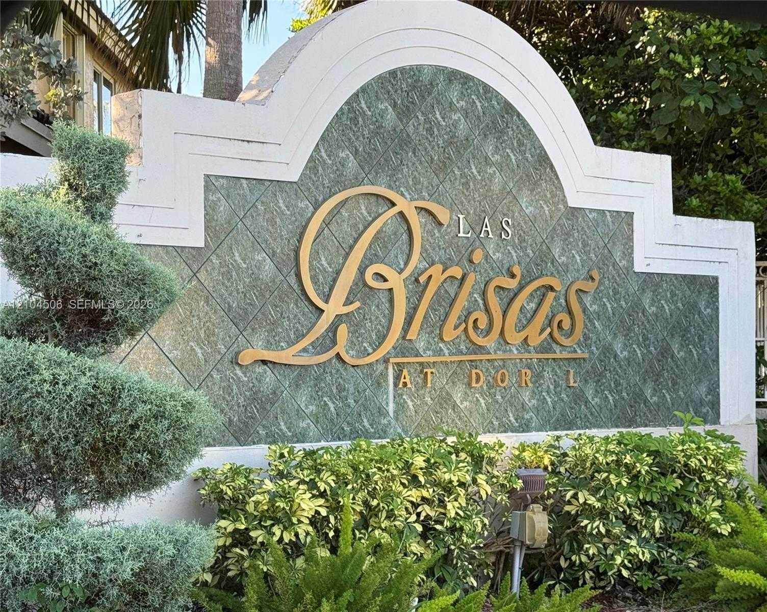 5670 NW 116th Ave  APT 205 Doral Florida United States, for Rent, residential, Roberto Villasmil, Interinvestments Realty, Inc.