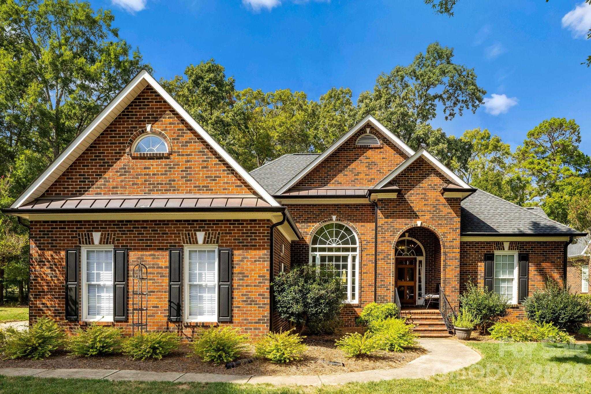 2316 Caernarfon Lane Matthews North Carolina United States, for Sale, residential, William (Will) Owens , South Charlotte Properties