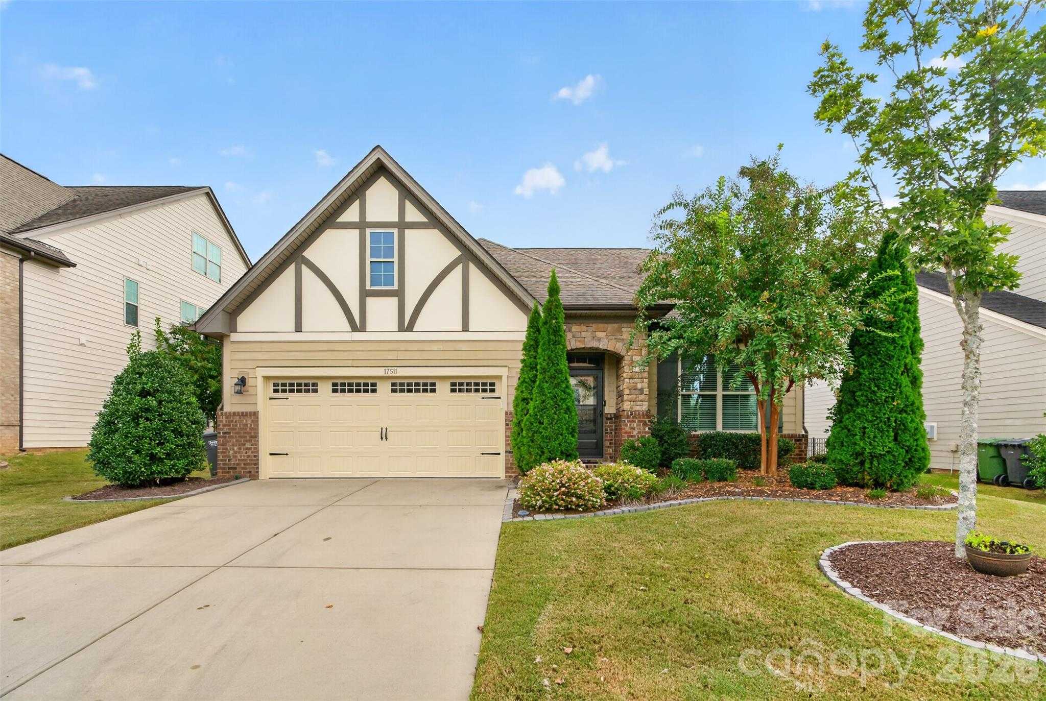 17511 Austins Creek Drive Charlotte North Carolina United States, for Sale, residential, William (Will) Owens , South Charlotte Properties