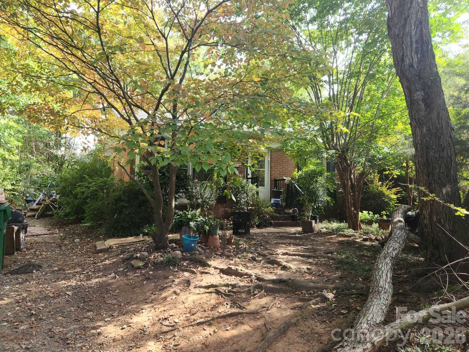 800 Farmcrest Drive Charlotte North Carolina United States, for Sale, residential, William (Will) Owens , South Charlotte Properties