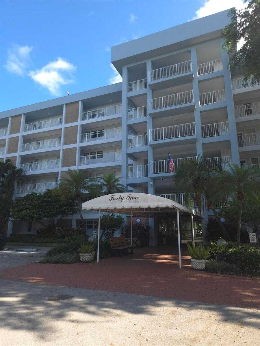 3150 N Course Lane APT 409 Pompano Beach Florida United States, for Rent, residential,  , D'Lux Real Estate Services, LLC
