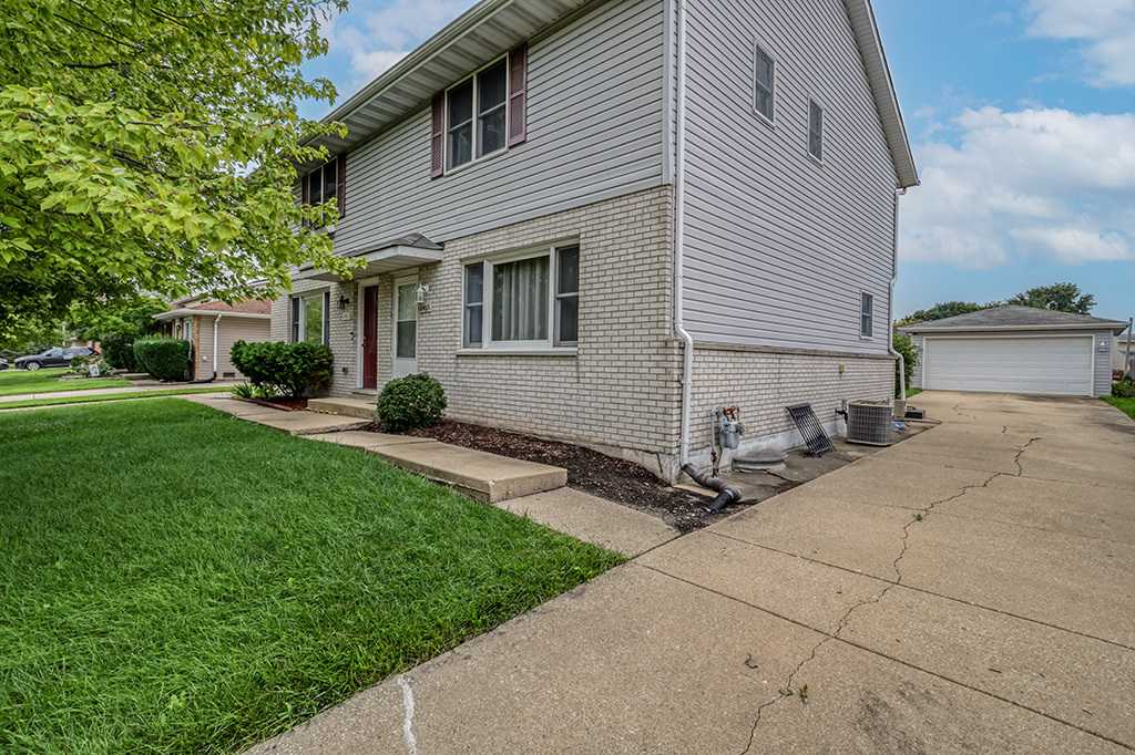 2465 Red Oak Trail Crest Hill Illinois United States, for Sale, residential,  , Alpha 7 Realty