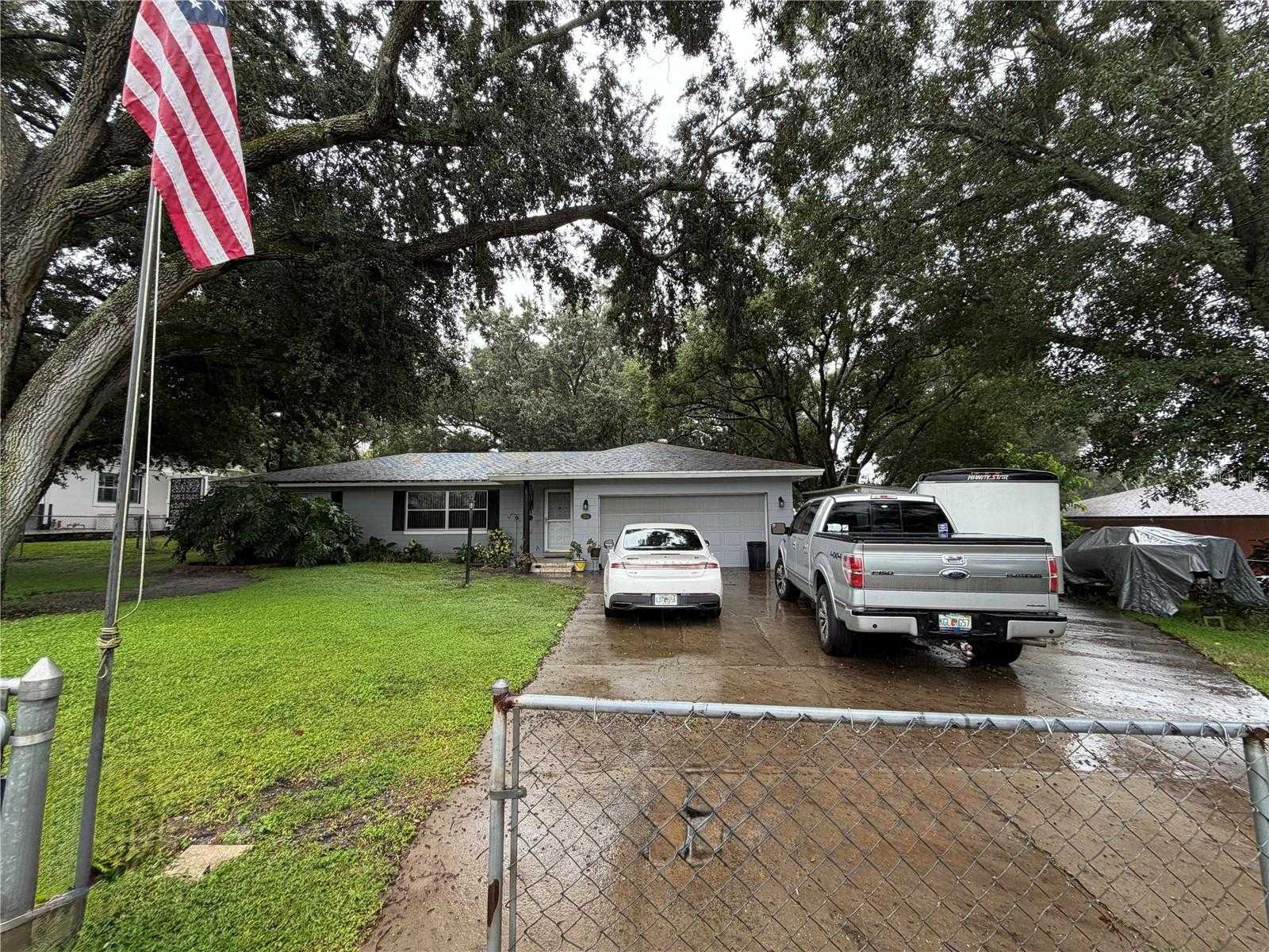 324 E FULLERS CROSS ROAD Winter Garden Florida United States, for Sale, residential, Zaira Mejia, Spaces & Styles Group