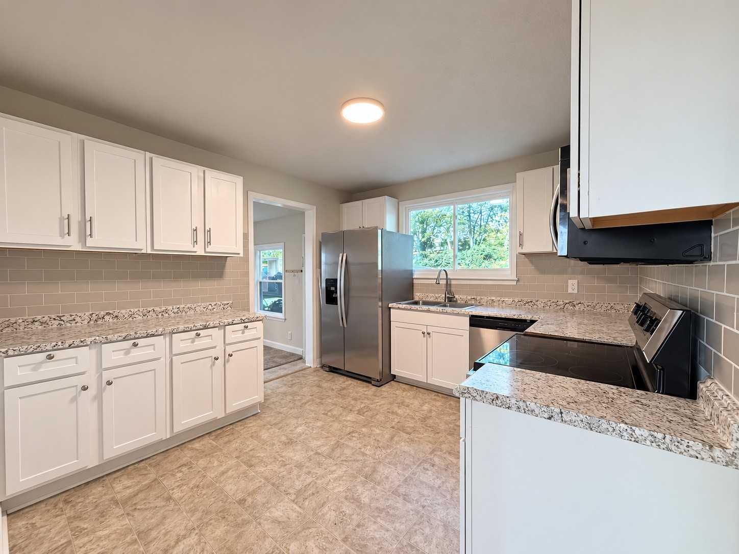 808 Glendale Dr Clarksville Tennessee United States, for Sale, residential, Adam Hanes, LPT Realty