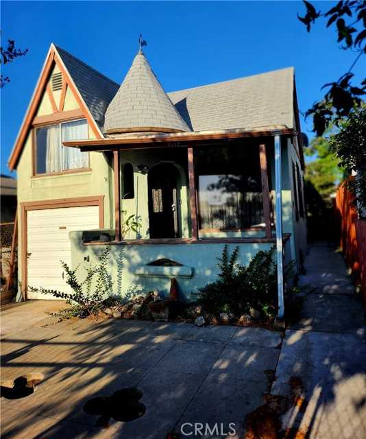 6812 S Van Ness Los Angeles California United States, for Sale, residential,  , InCom Real Estate - New Office