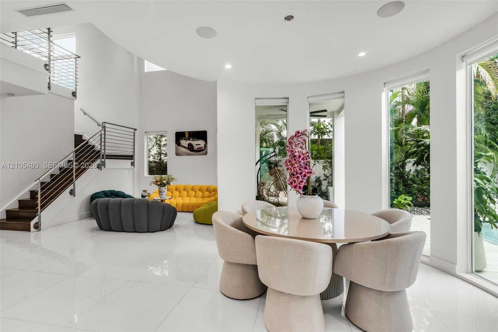 10445 NW 68th Ter Doral Florida United States, for Rent, residential, Roberto Villasmil, Interinvestments Realty, Inc.