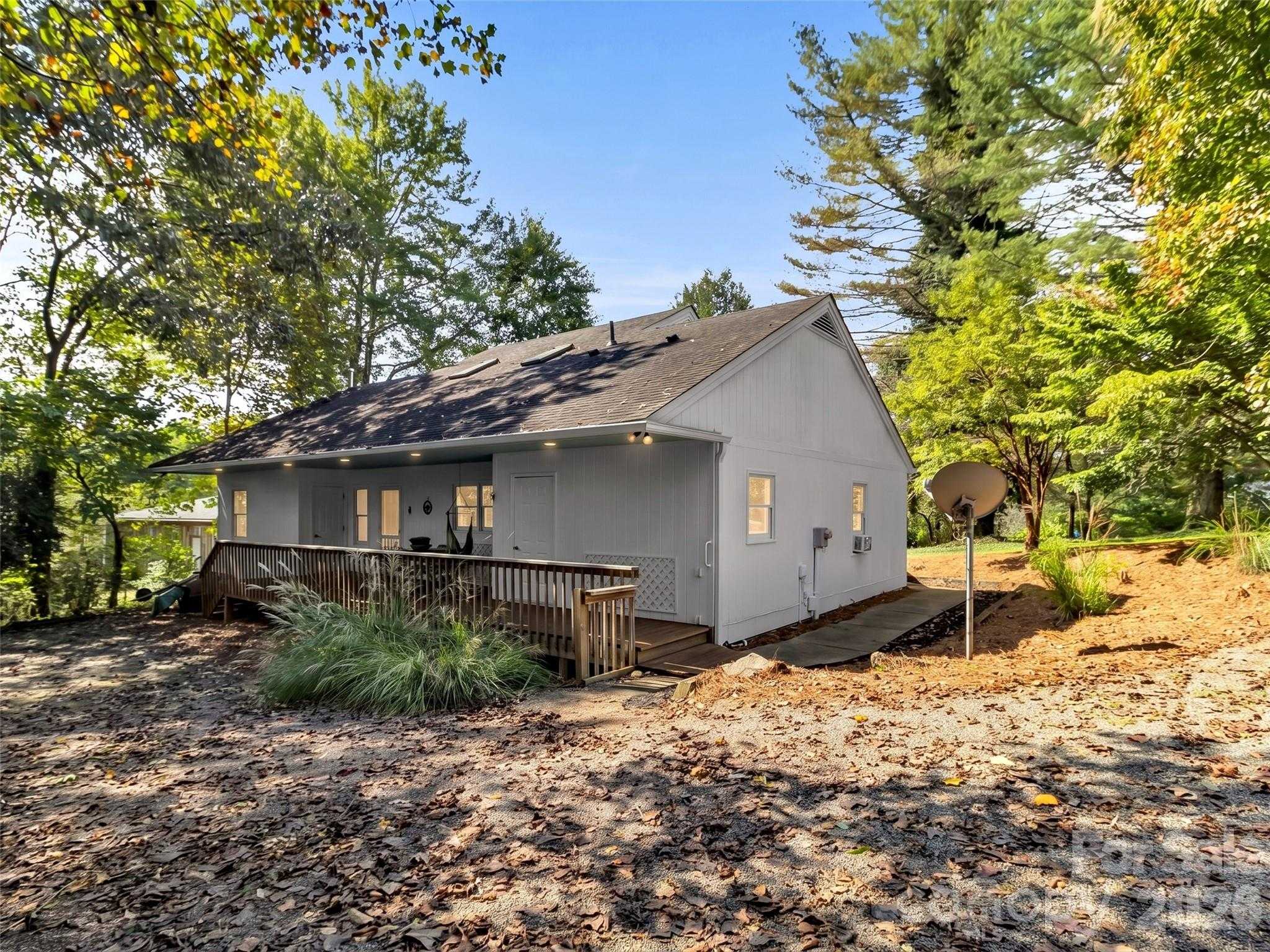 136 Buchanan Loop Webster North Carolina United States, for Sale, residential, Jaci Reynolds, RE/MAX Executive